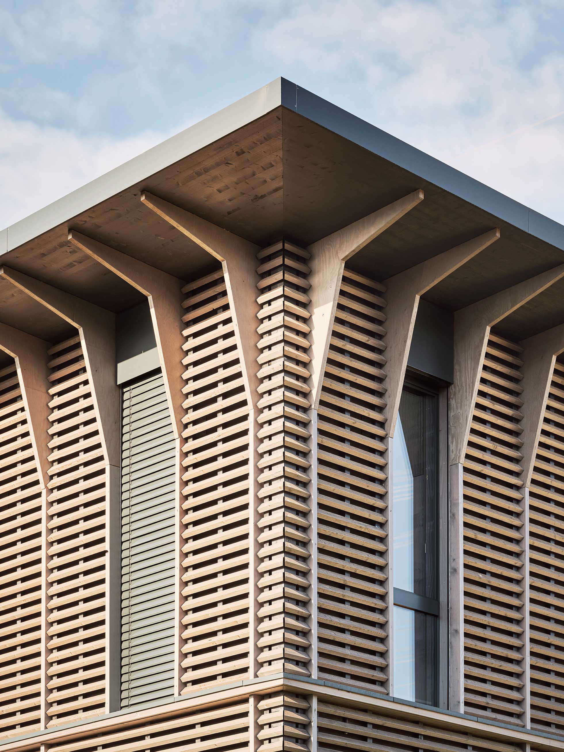 Attikadetail_Technikzentrum_Transnet_Bruchsal